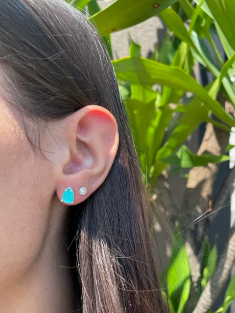 Brinco Gota Lola em Prata com Zircônia Fusion