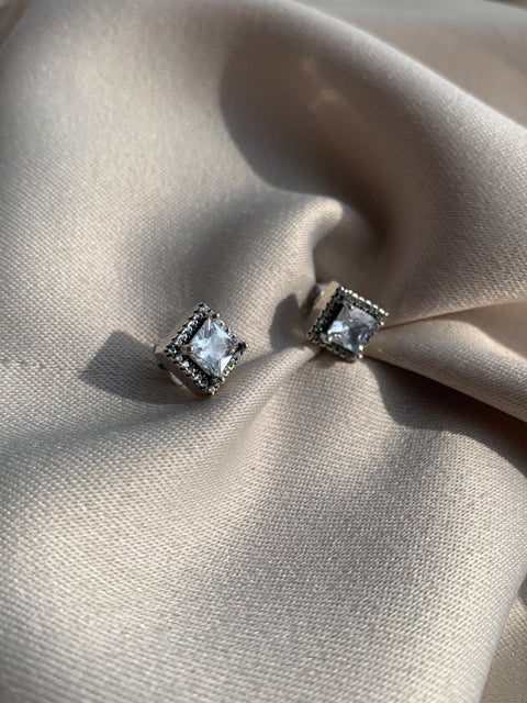 Brinco Feminino em Prata 925 quadrado com Pedras em Zirconia