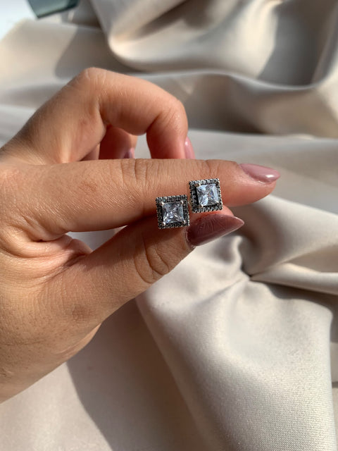 Brinco Feminino em Prata 925 quadrado com Pedras em Zirconia