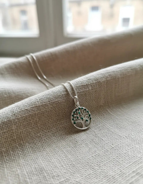 Colar Árvore da Vida Prata 925 com Zircônias Esmeralda